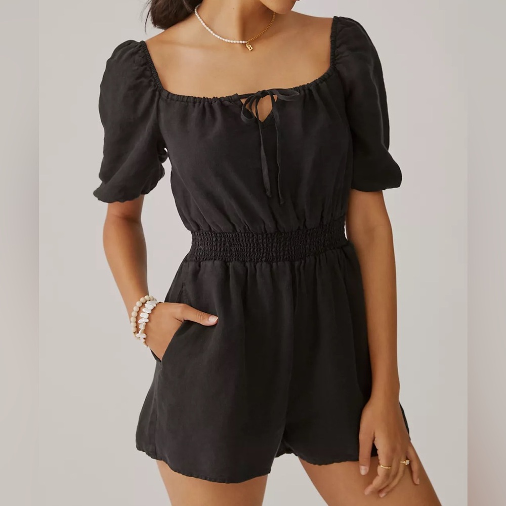 NWT Anthropologie Cloth & Stone Romper Black Puff-Sleeve Romper Size XS